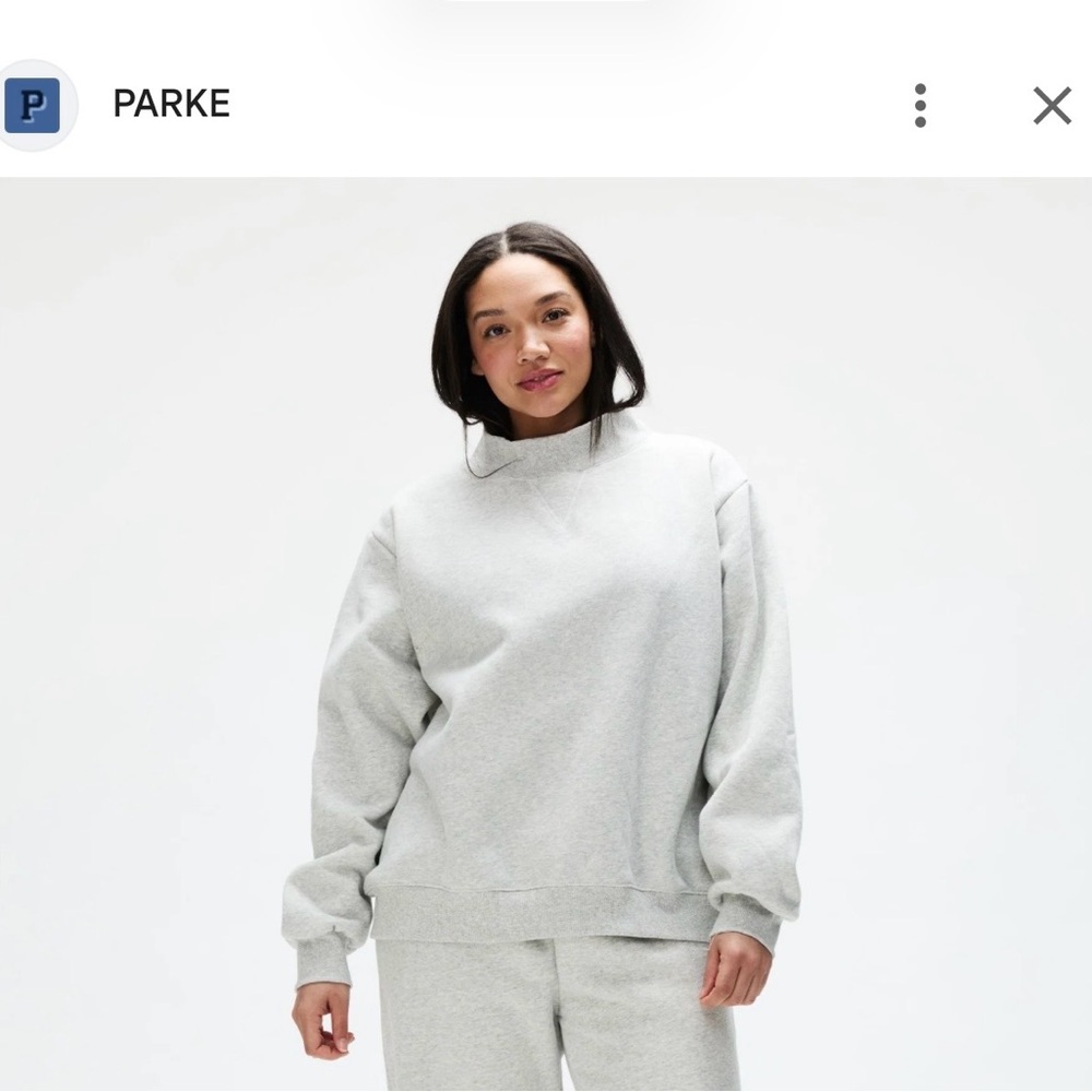 Dark grey parke mockneck